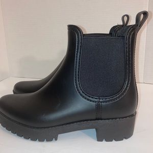 Catherine Malandrino Boots Matte Black fable Rain Rubber Boots Size 7 NEW SHOE